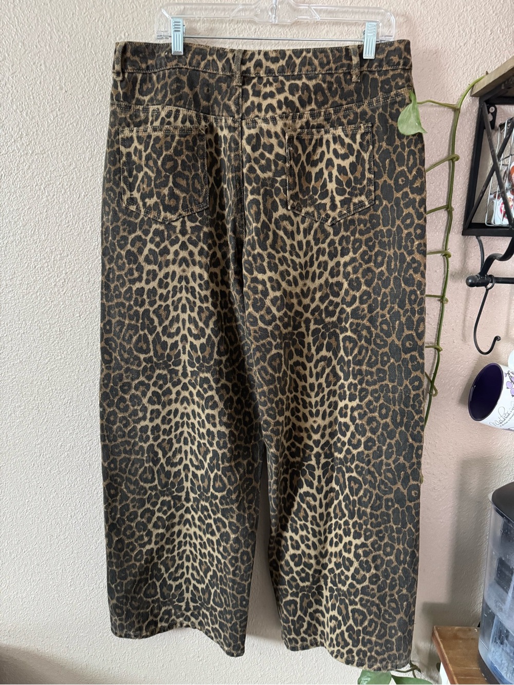 Vici Moment In Time Leopard Print Pants - Picture 5 of 7